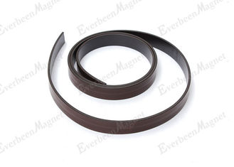 Porcellana Nastri magnetici autoadesivo spessore di 1.5mm x di 12,7, forti bande magnetiche eccellenti per Frigerator fornitore