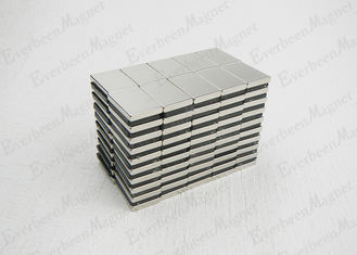 Porcellana Magneti del blocchetto di NdFeB 20 * 15 * 3mm, magneti potenti eccellenti del grado N42 per i sensori fornitore