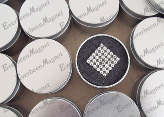Porcellana BallsFor magnetico minuscolo 3D scherza i giocattoli, palle del magnete della terra rara 1/4&quot; diametro fornitore